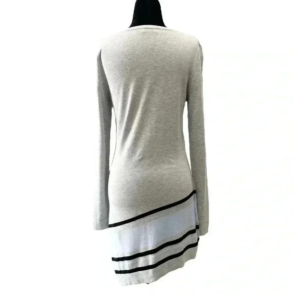 Ricki’s Grey V Neck Sweater Asymmetrical Hem Blue Black Stripes XS - Picture 2 of 13